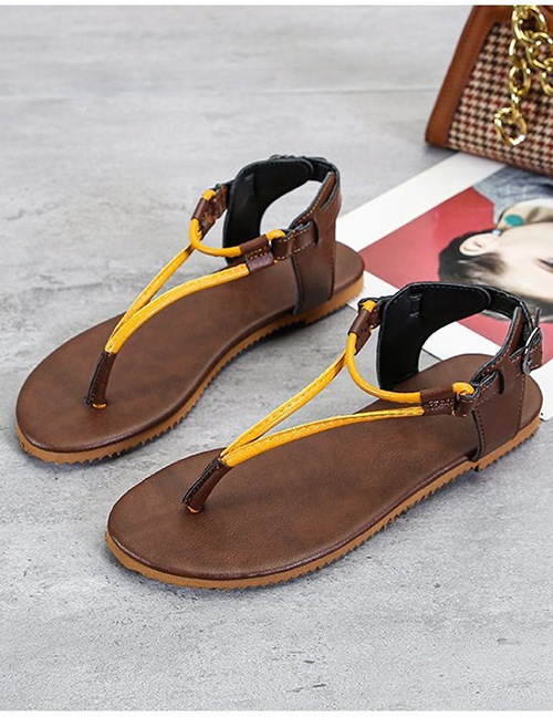 Fashion Yellow Flat-toe Clip-on Buckle Sandals