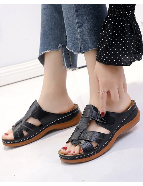 Fashion Black Wedge Heel Round Toe Hollow Slippers