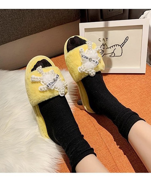 Fashion Yellow Bear Pearl Flat Cotton Slippers