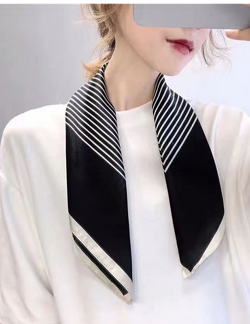 Fashion Black Striped Printed Silk-like Small Square Scarf