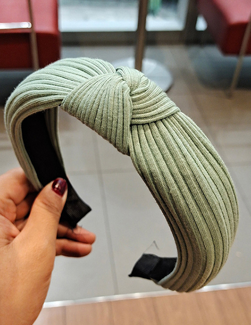 Fashion Light Green Pure Color Striped Knitted Headband With Knotted Yarn In The Middle