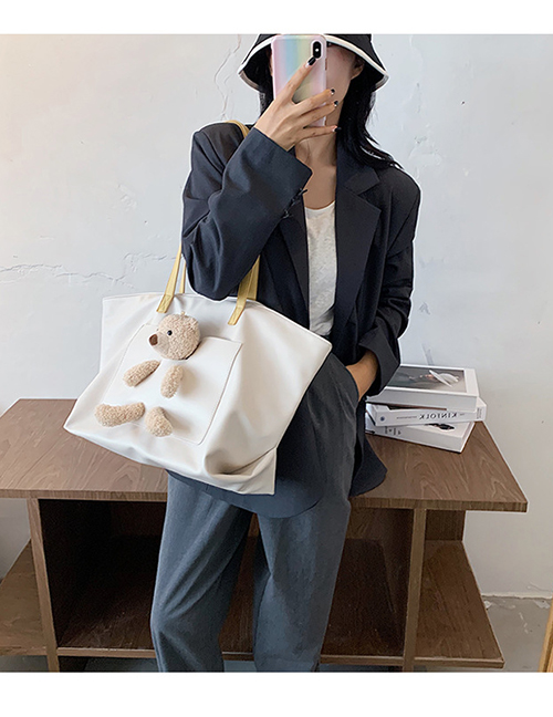 Fashion White Large-capacity Bear Doll Stitching Contrast Color Shoulder Bag