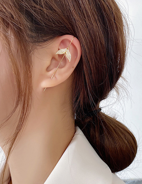 Fashion Fishtail Micro-inlaid Zircon Geometric Copper Pierced Earrings