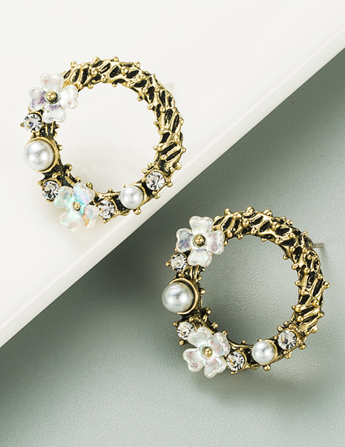 Fashion Golden Circle Pearl Shell Flower Alloy Diamond Earrings