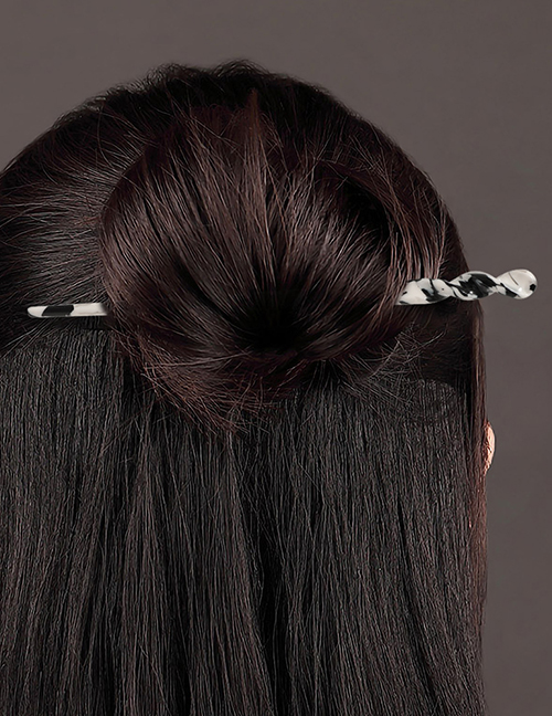 Fashion Cow Black And White Marble Acetate Sheet Pin Insert Hairpin