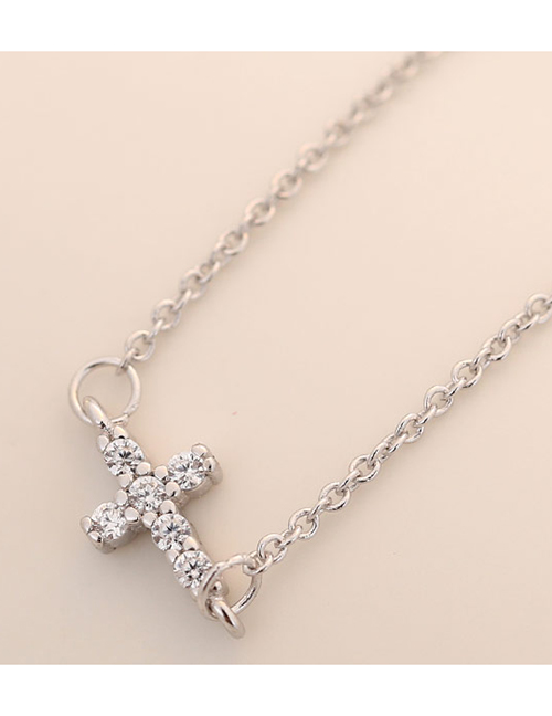 Fashion Silver Shining Diamond Cross Necklace