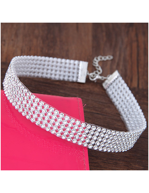 Fashion White Flash Diamond Chain Wide Side Necklace