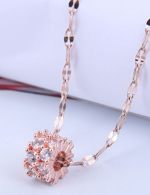 Fashion Rose Gold Copper Inlaid Zirconium Circle Necklace