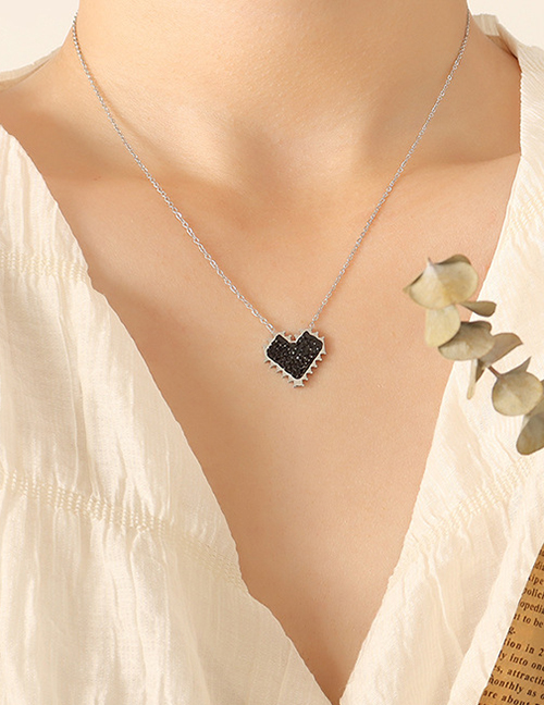 Fashion Silver Titanium Steel Inlaid Zirconium Heart Necklace