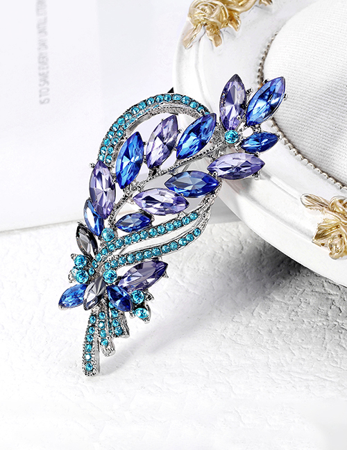 Fashion Blue Alloy Diamond Geometric Brooch