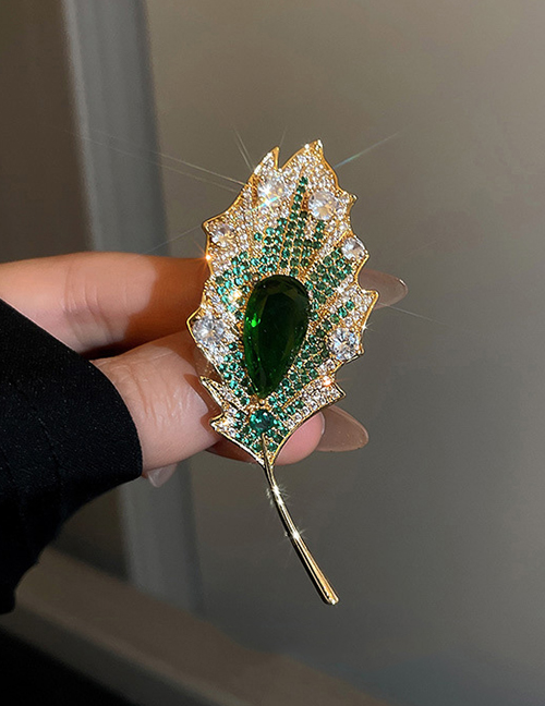 Fashion Green (zircon) Alloy Diamond Flower And Leaf Brooch