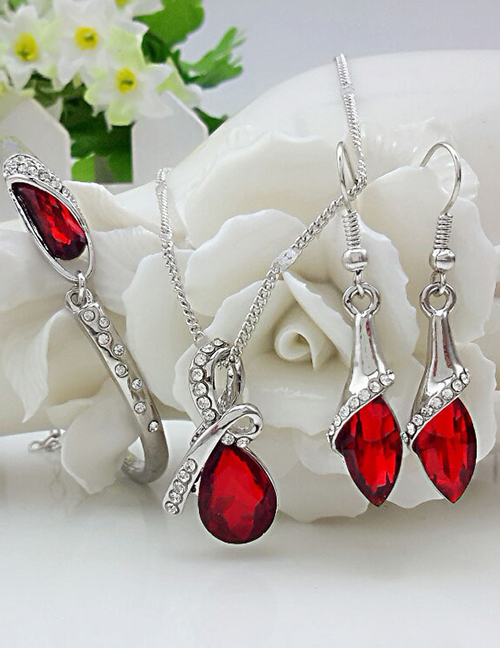 Fashion Red Alloy Diamond Geometric Bracelet Necklace Stud Earrings Set