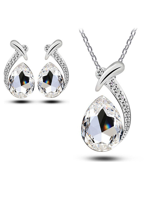 Fashion White Alloy Diamond Geometric Stud Necklace Set