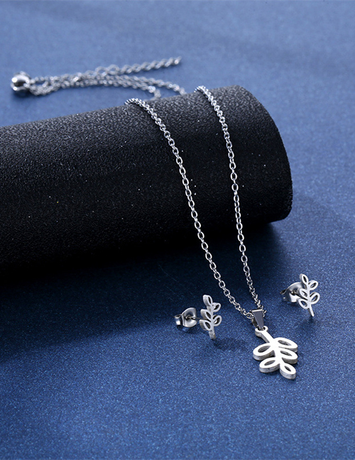 Fashion Silver Color Titanium Glossy Leaf Stud Necklace Set