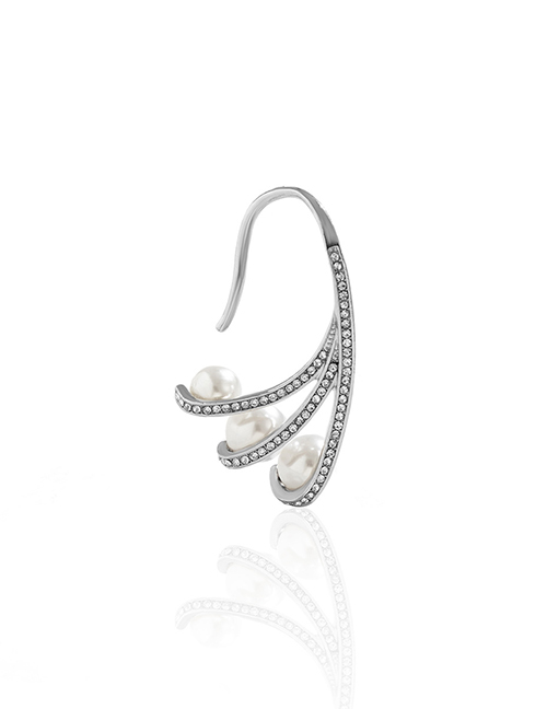 Fashion Silver Alloy Diamond And Pearl Ear Cuffs