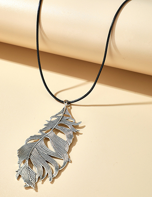 Fashion Silver Color Alloy Feather Single Layer Necklace