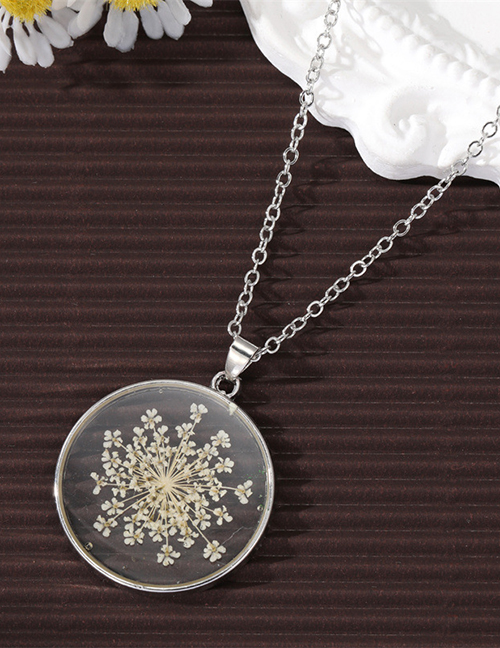 Fashion White Gypsophila Silver 3 Resin Preserved Flower Round Necklace