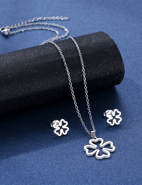 Fashion Silver Color Titanium Four Leaf Clover Stud Necklace Set
