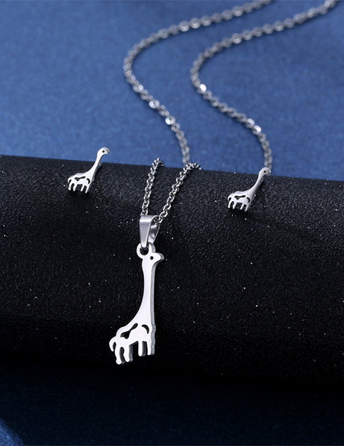Fashion Silver Color Titanium Giraffe Stud Necklace Set