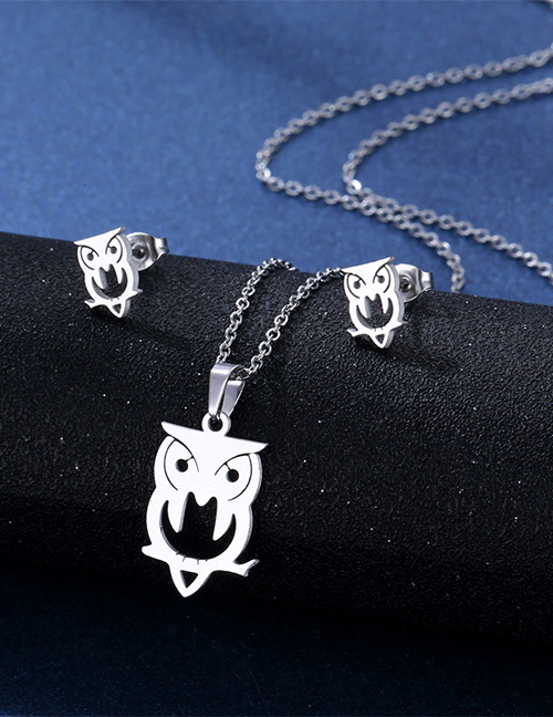 Fashion Silver Color Titanium Owl Stud Necklace Set