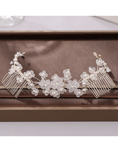 Fashion White Handmade Crystal Flower Insert Comb