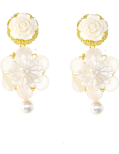 Fashion Flowers Camellia Pearl Alloy Portrait Earrings