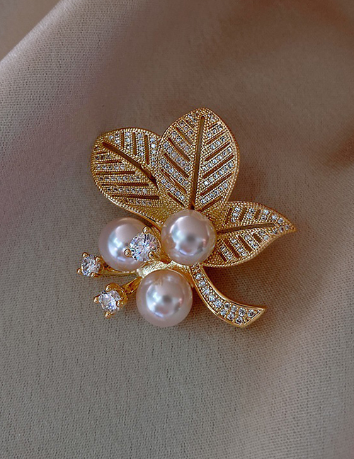 Fashion Zircon Leaf Brooch Flower Pearl And Diamond Alloy Geometric Brooch