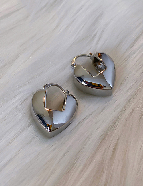 Fashion Silver Metal Heart Hollow Stud Earrings