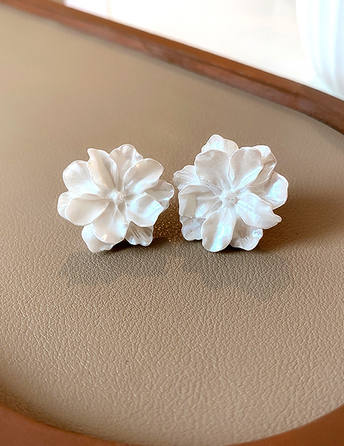 Fashion White Resin Camellia Earrings