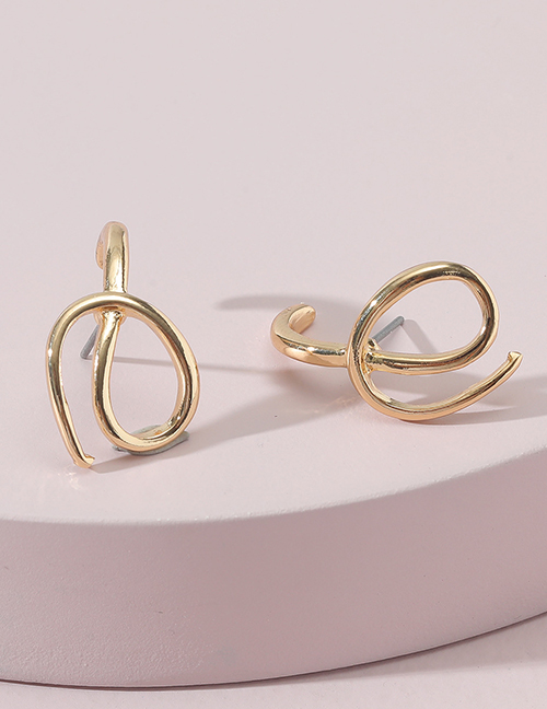 Fashion Gold Metal Wire Winding Stud Earrings
