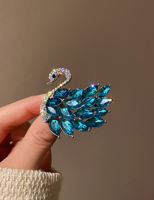Fashion Blue Alloy Diamond Peacock Brooch
