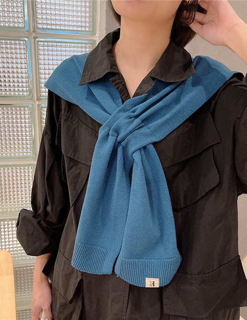 Fashion Blue Knotted Shawl With Solid Knit Socket