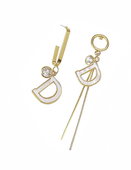Fashion Gold Asymmetric Letter D Shell Earrings