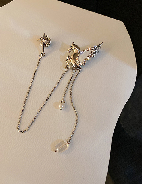 Fashion Silver Color Diamond Pegasus Four-pointed Star Tassel Brooch