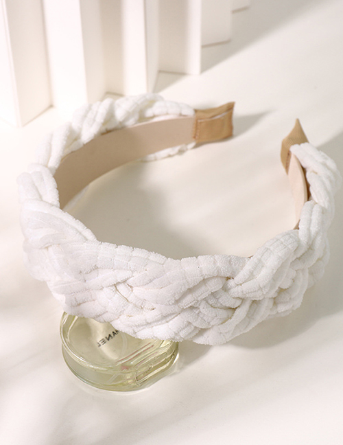 Fashion White Twist Braid Headband