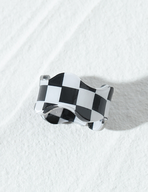 Fashion Checkerboard Acrylic Checkerboard Wave Ring