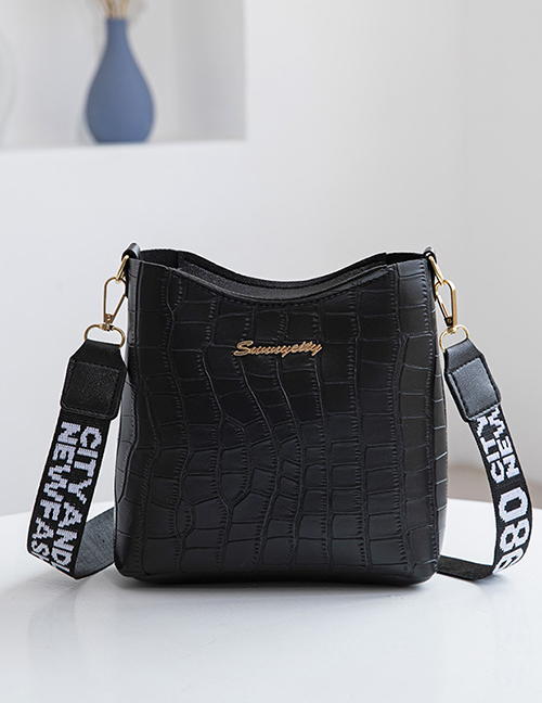 Fashion Black Pu Head Pattern Large Capacity Wide Shoulder Strap Messenger Bag