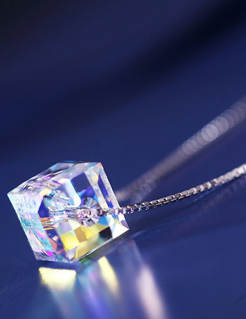 Fashion Silver Cube Crystal Necklace