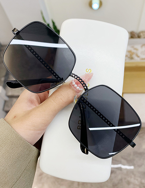 Fashion 【black Frame Black Film】 Large Square Frame Sunglasses With Cutout Temples