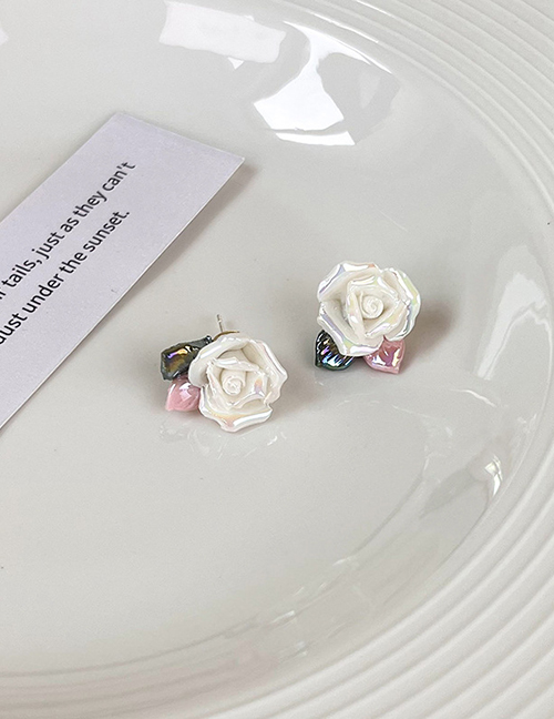 Fashion A White Oil Painting Shell Flower Stud Earrings