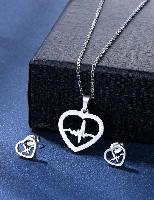 Fashion Love-8 Titanium Steel Heart Stud Necklace Set