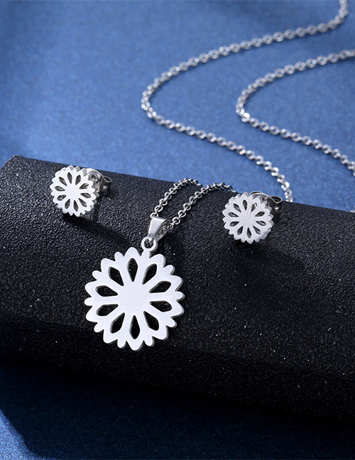 Fashion Flowers-4 Titanium Steel Flower Stud Necklace Set