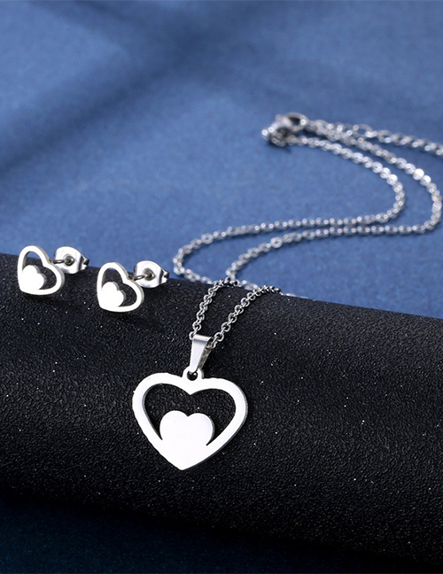 Fashion Love Titanium Steel Heart Stud Necklace Set