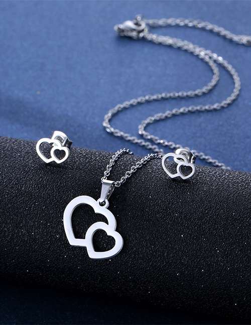 Fashion Love-5 Titanium Steel Heart Stud Necklace Set
