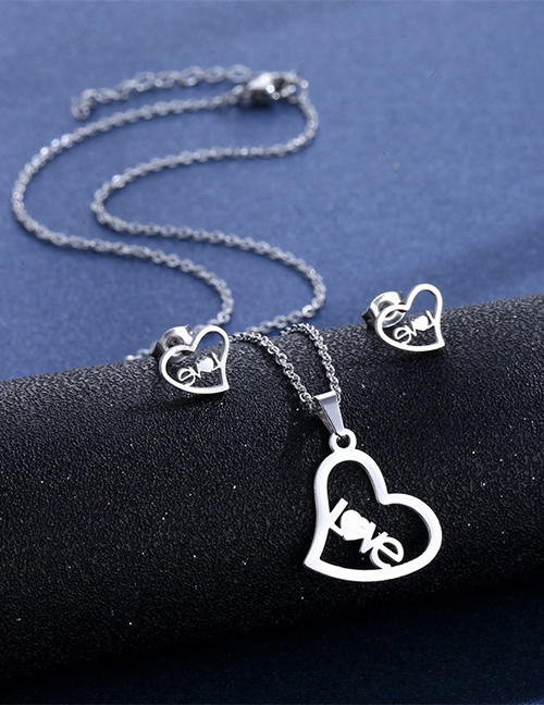 Fashion Love-6 Titanium Steel Heart Stud Necklace Set