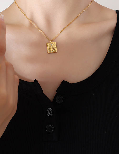 Fashion Gold Titanium Geometric Square Necklace