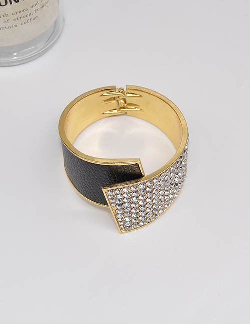 Fashion Black Asymmetric Cuff Bracelet In Metal And Diamond Appliqué