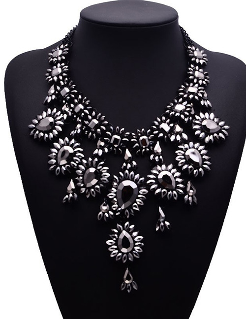 Fashion Bright Black Alloy Diamond Geometric Necklace
