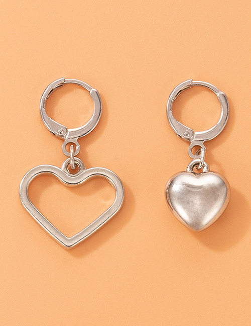Fashion Silver Alloy Three-dimensional Heart Asymmetric Earrings