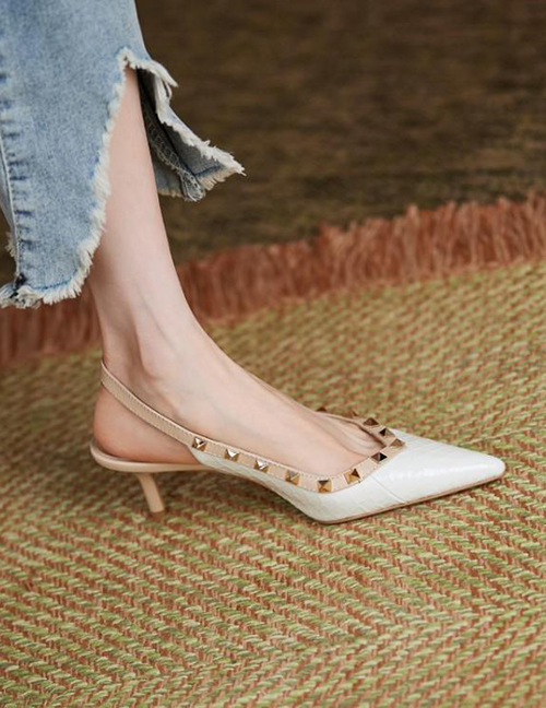 Fashion Creamy-white Studded Pointed Toe Sandals